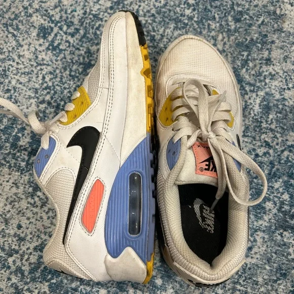 Nike Air Max 90 Solar Flare